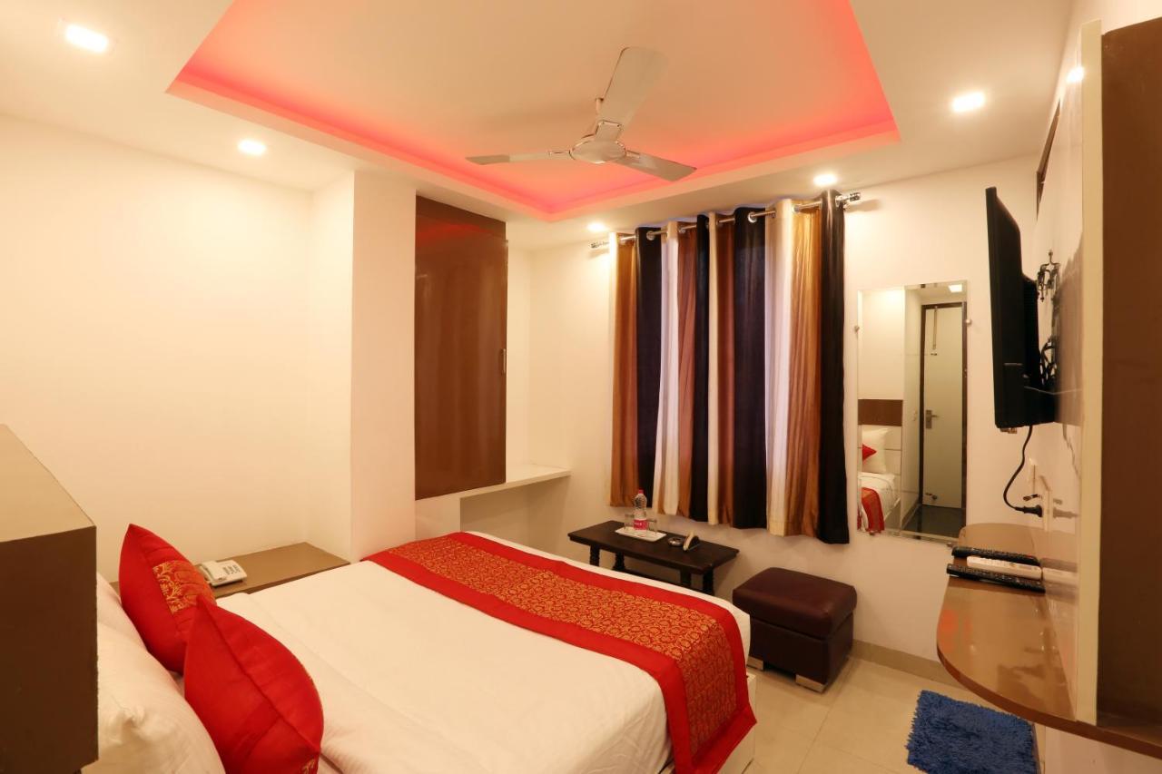 Hotel Airport Star New Delhi Buitenkant foto
