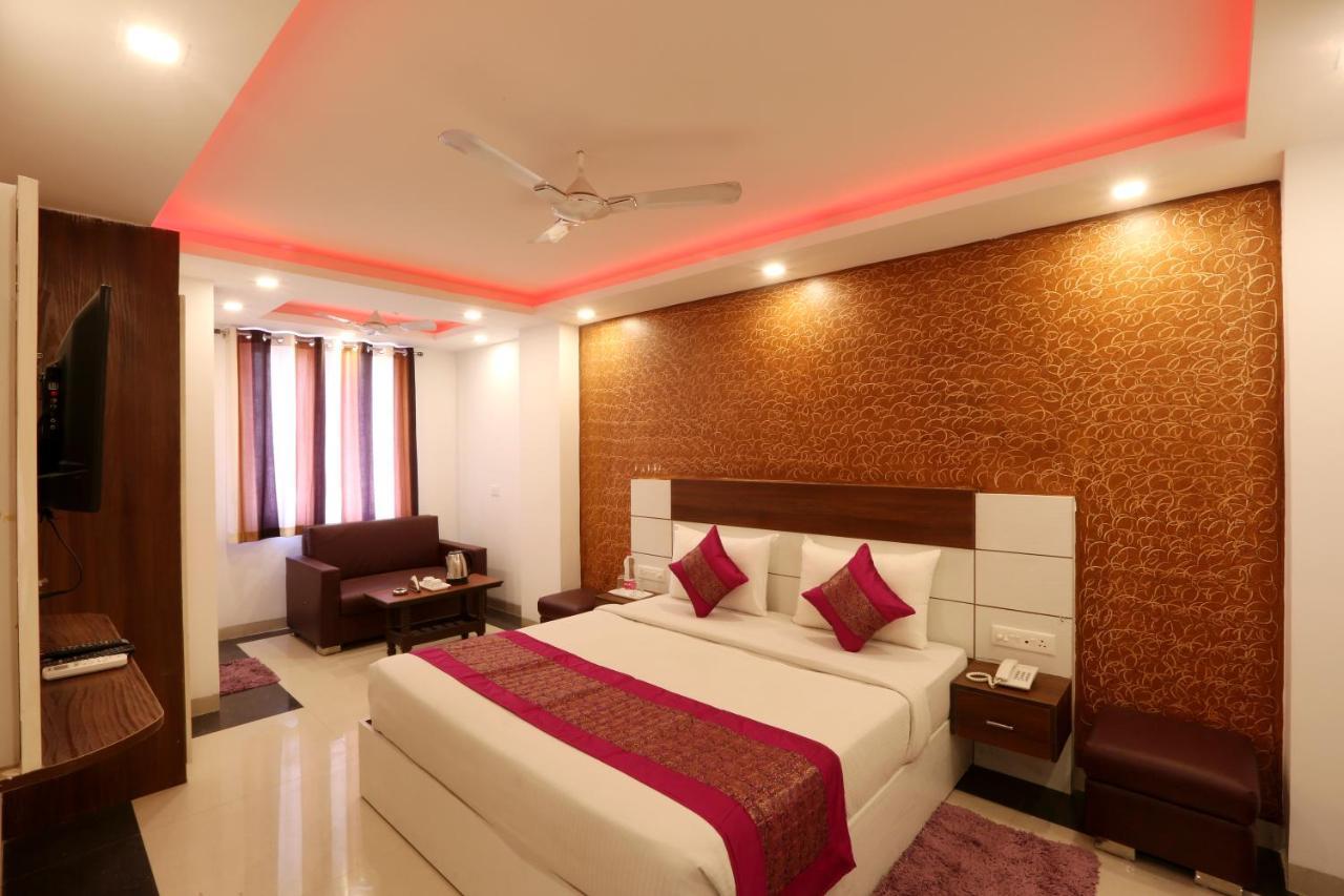 Hotel Airport Star New Delhi Buitenkant foto