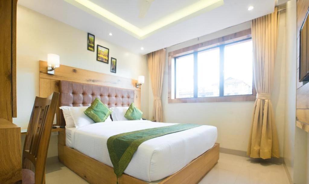 Hotel Airport Star New Delhi Buitenkant foto
